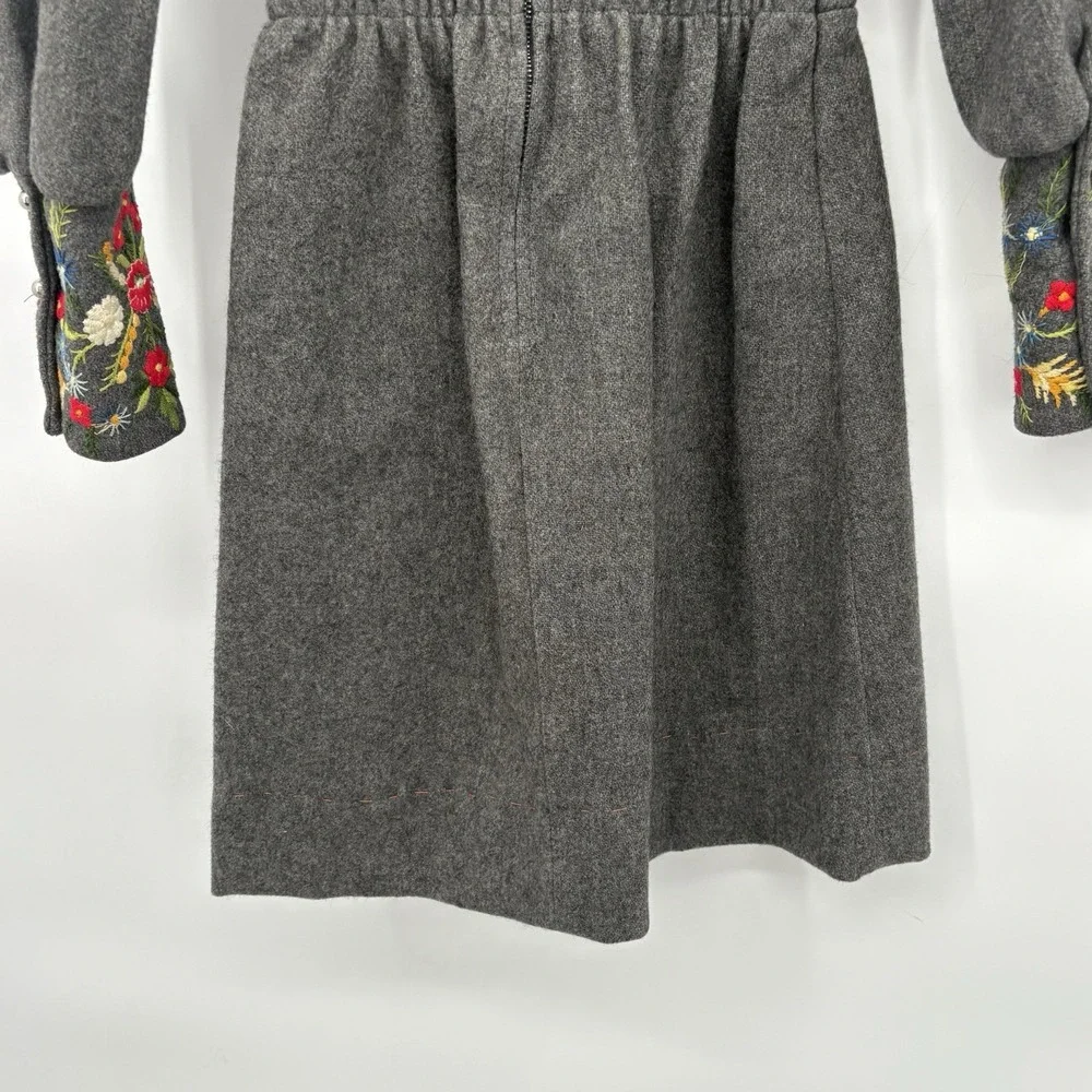 Vintage Hand Made Girls Wool Dress With Embroidered Flower‎ Details Size 12/14 L